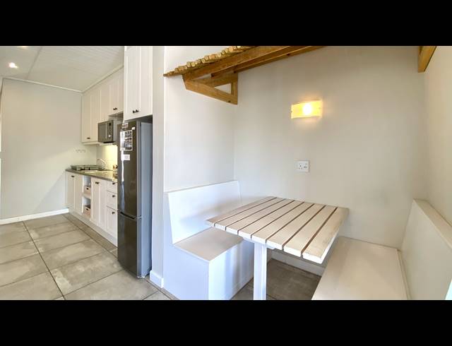 2 BEDROOM APARTMENT FOR SALE IN ELANDS BAY